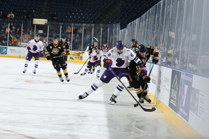 PHANTOMS FALL TO GAMBLERS 5-1 Article Photo
