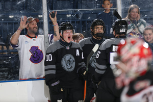 LATE CHICAGO GOAL SINKS PHANTOMS 3-2 Article Photo