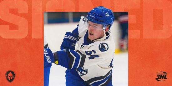 WARRIORS INK DEFENSEMAN GAVIN SMITH Article Photo